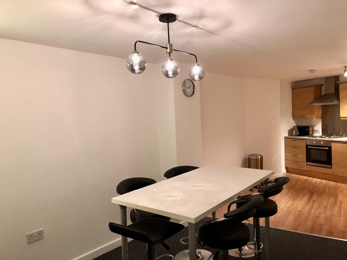 Modern 2Bed City Apartment - Lusso Management Sheffield Extérieur photo